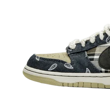 Sneaker Low Travis Scott NKK